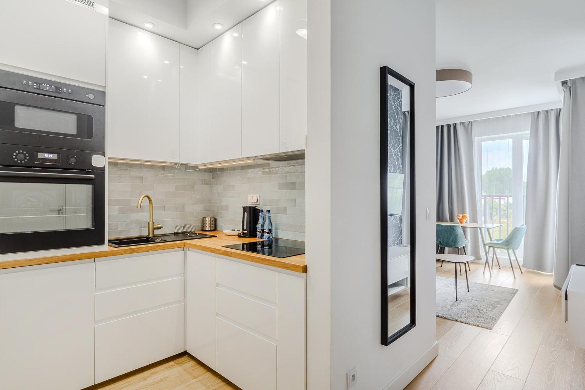 Cozy Family Apartments With Balcony Near Zlote Tarasy Varšava Pokoj fotografie