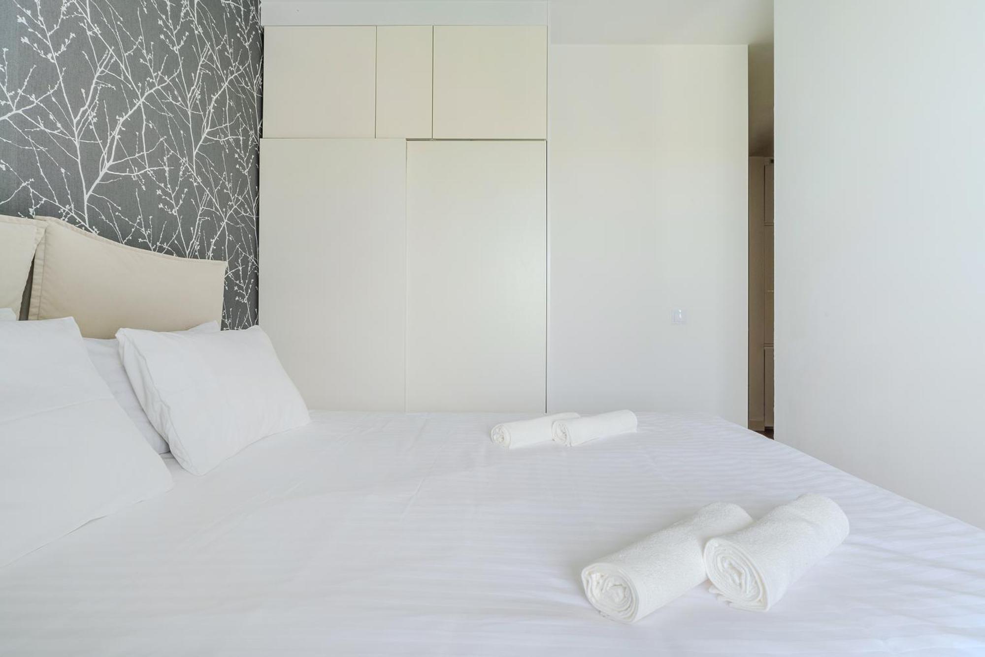 Cozy Family Apartments With Balcony Near Zlote Tarasy Varšava Pokoj fotografie
